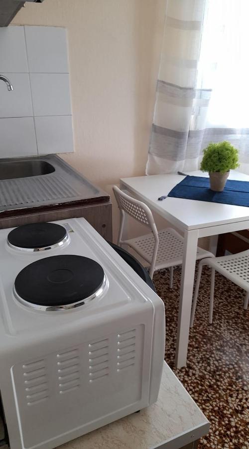 Isalos Apartments Studios Neoi Epivatai Exteriör bild